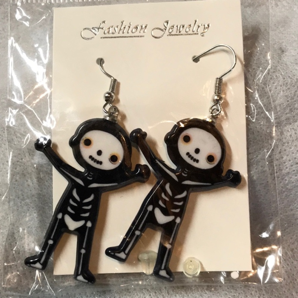 New cute skeleton Halloween earrings
